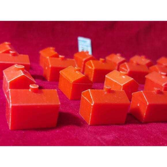 Monopoly Replacement Pieces including 24 Hotels - 48 Houses - 2 Dice - 8 Tokens - Picture 10 of 16